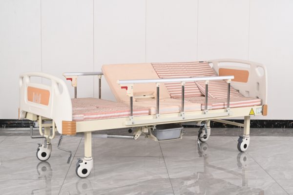 Manual Nursing Bed for Elderly & Patient Care - Image 5